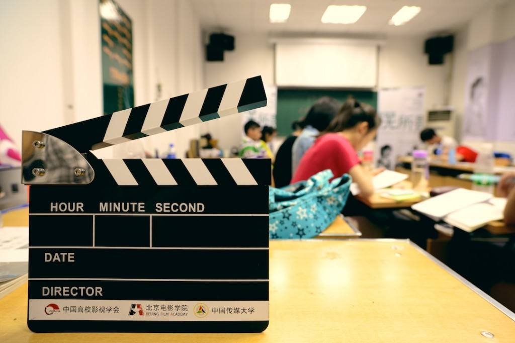 厕所英雄(原声版)